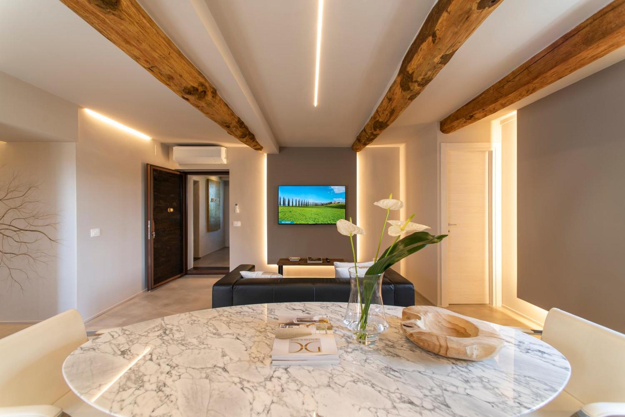 Palazzo Del Papa Country Suites Сиена Экстерьер фото